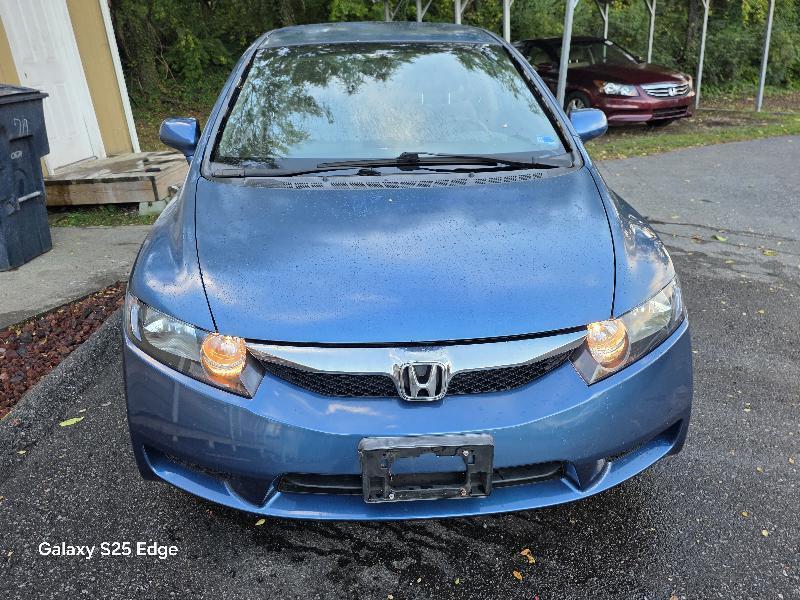 Honda Civic 4dr Sdn LX Auto 2010
