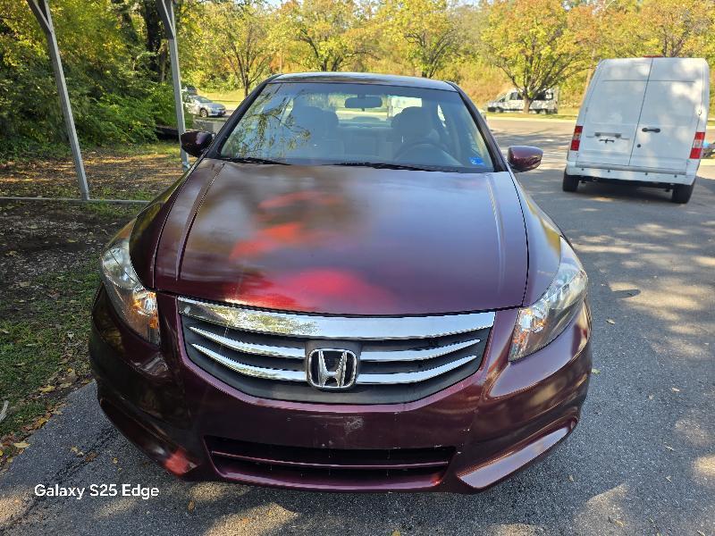 Honda Accord LX-P Sedan AT 2011