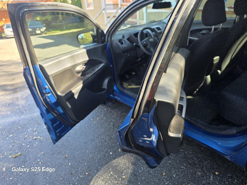 Scion xD 5dr HB Man (Natl) 2013
