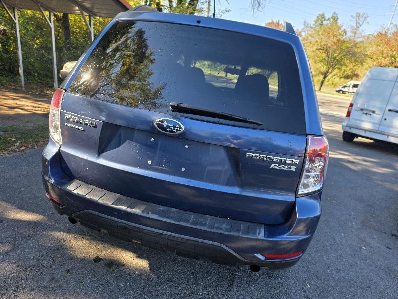 Subaru Forester 2.5X Premium 2012