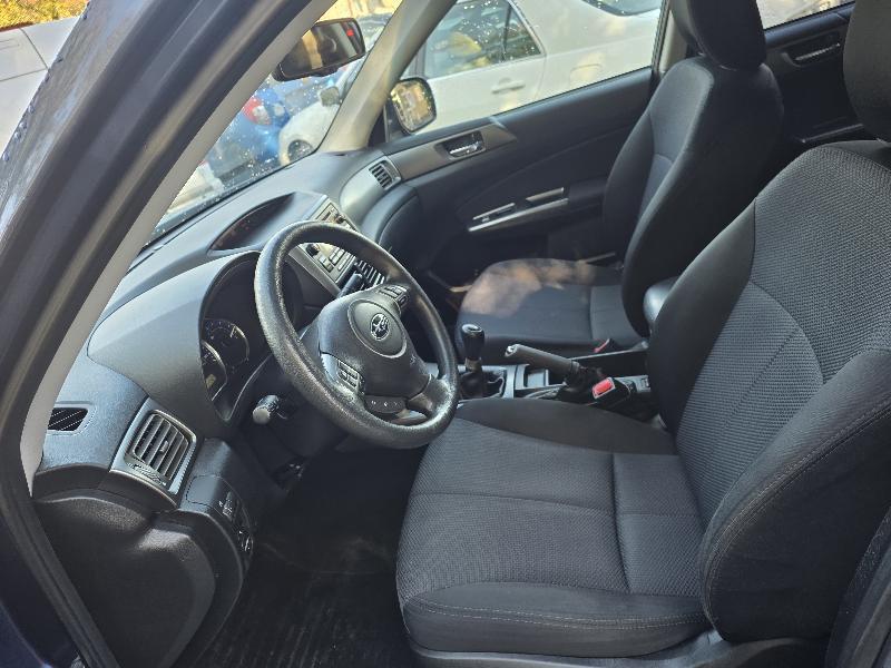 Subaru Forester 2.5X Premium 2012