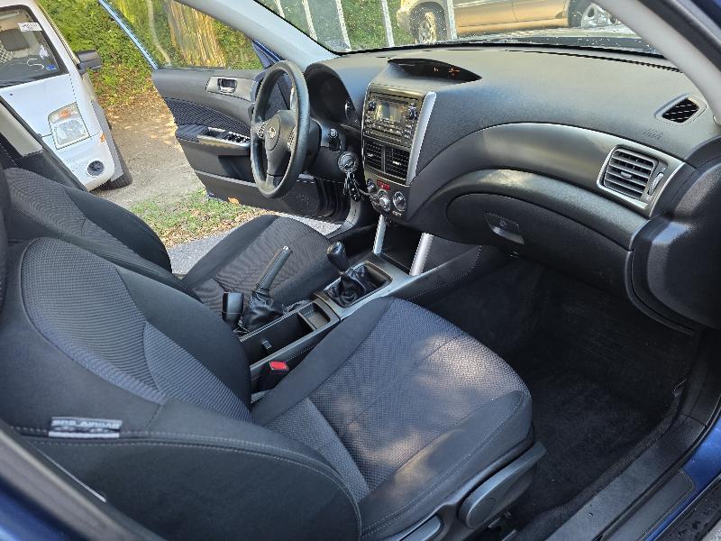 Subaru Forester 2.5X Premium 2012