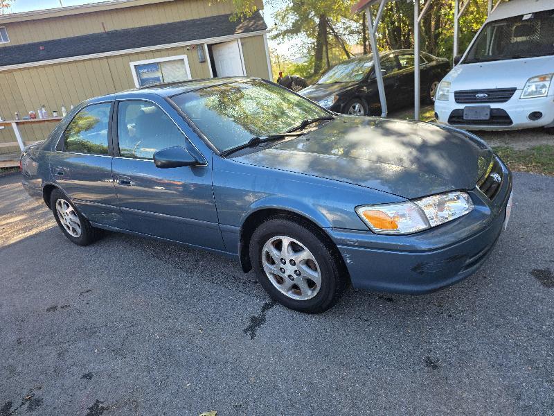 Toyota Camry XLE 2001