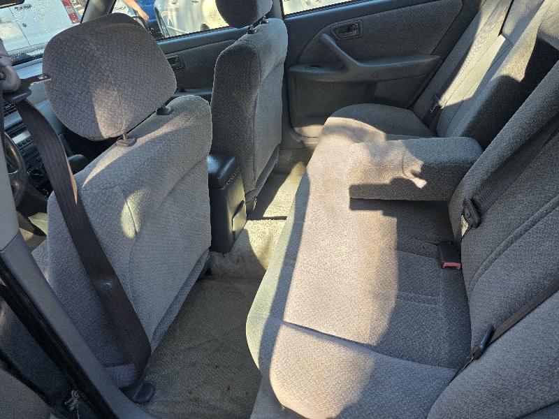 Toyota Camry XLE 2001