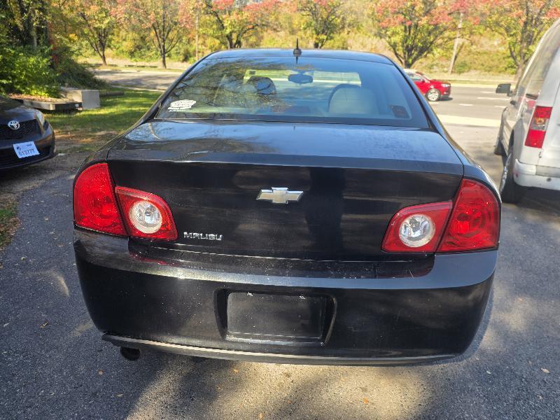 Chevrolet Malibu LS 2011