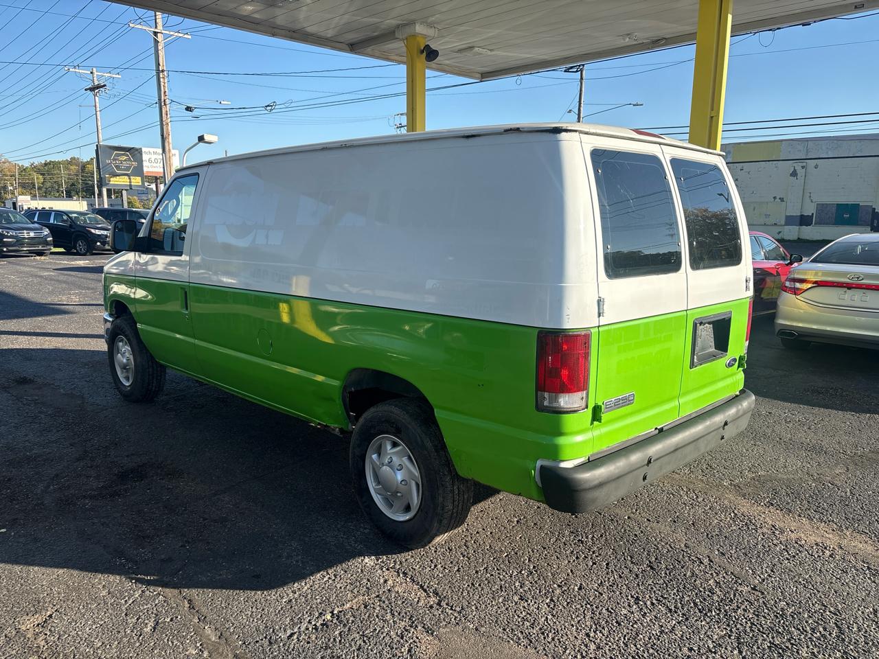Ford Econoline  2012