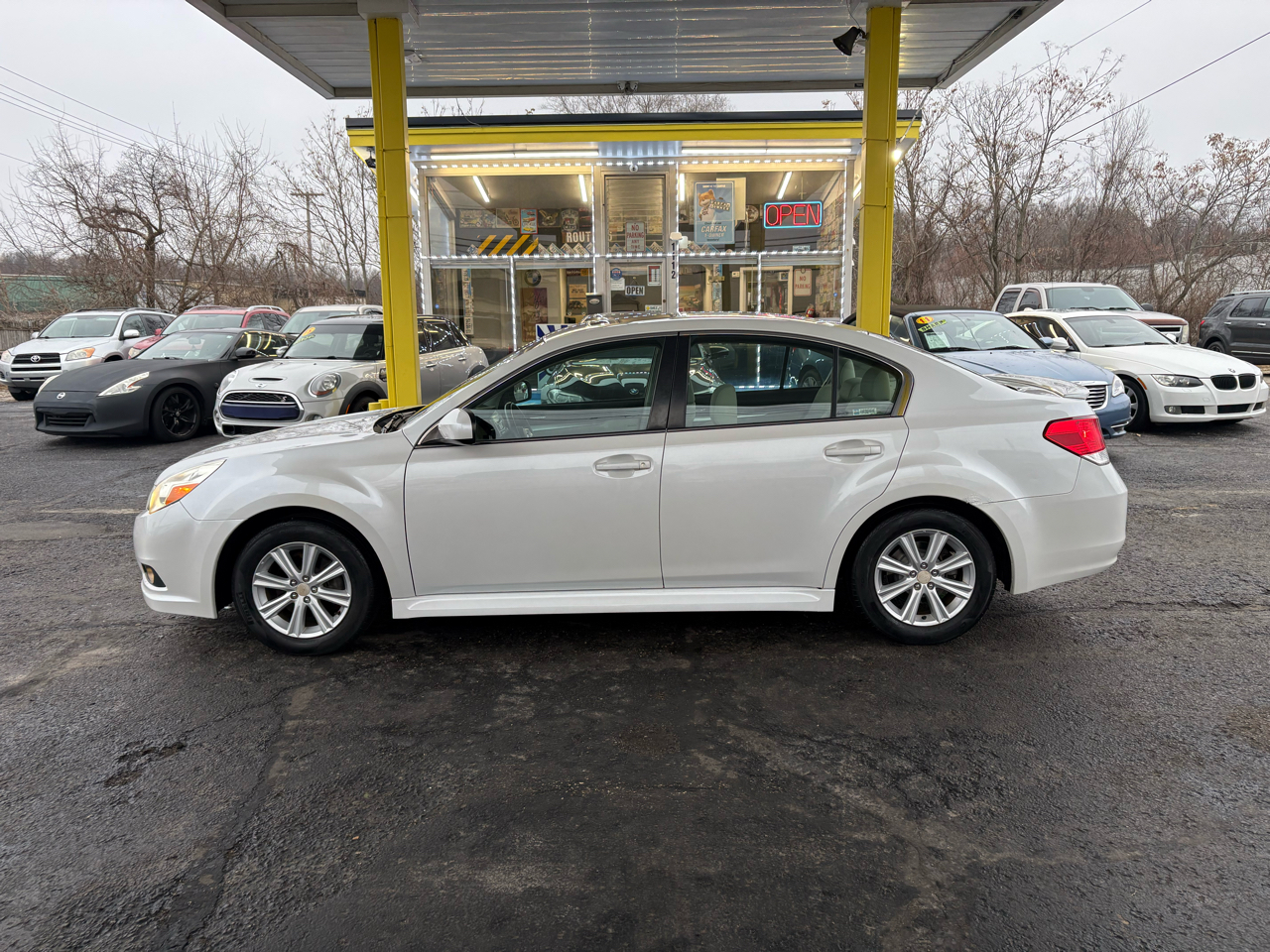 Subaru Legacy  2010