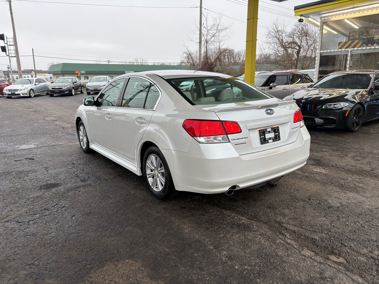 Subaru Legacy  2010