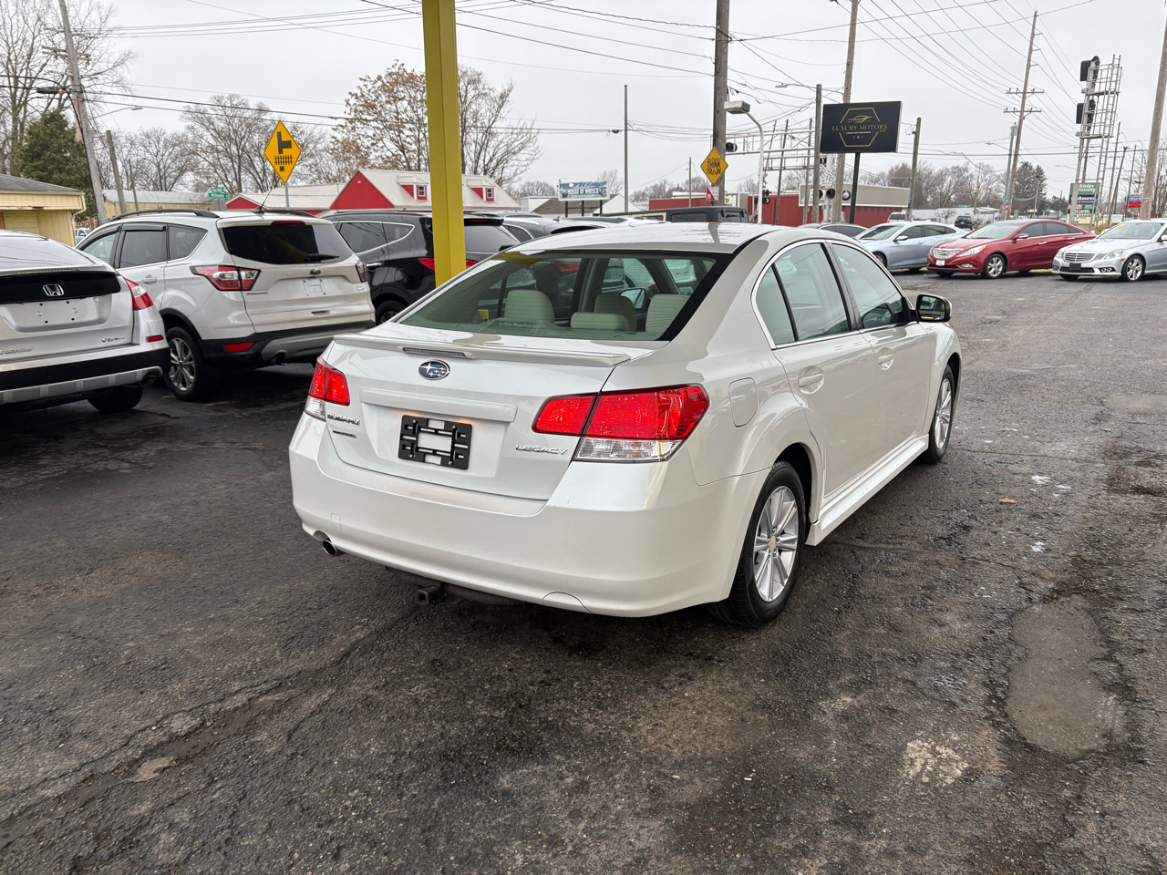 Subaru Legacy  2010