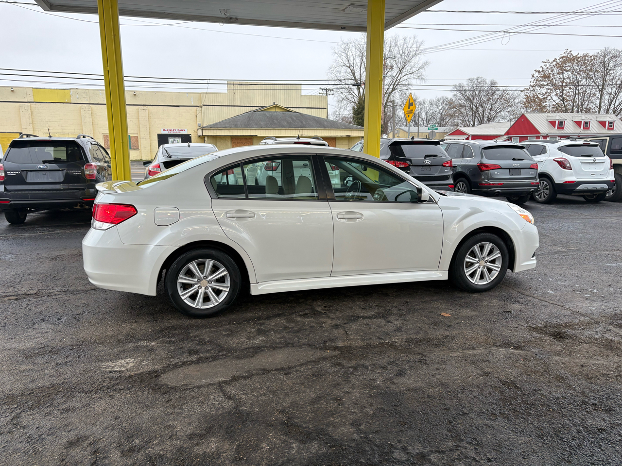 Subaru Legacy  2010
