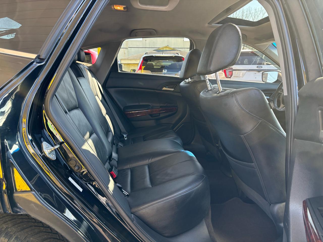 Honda Accord Crosstour  2011