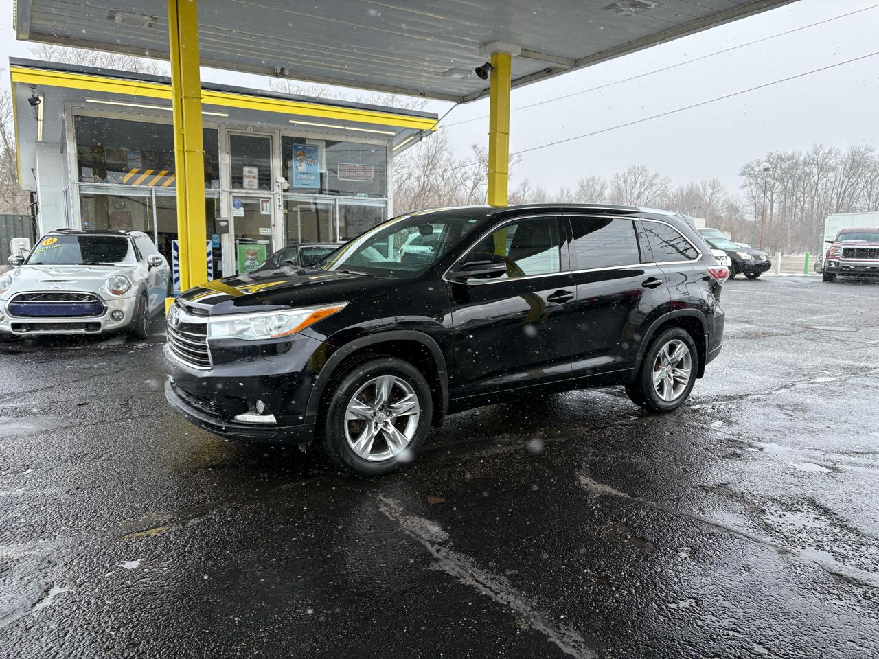 Toyota Highlander  2014