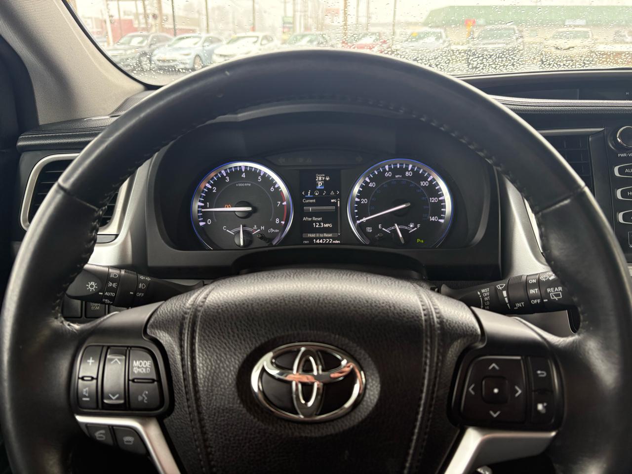 Toyota Highlander  2014