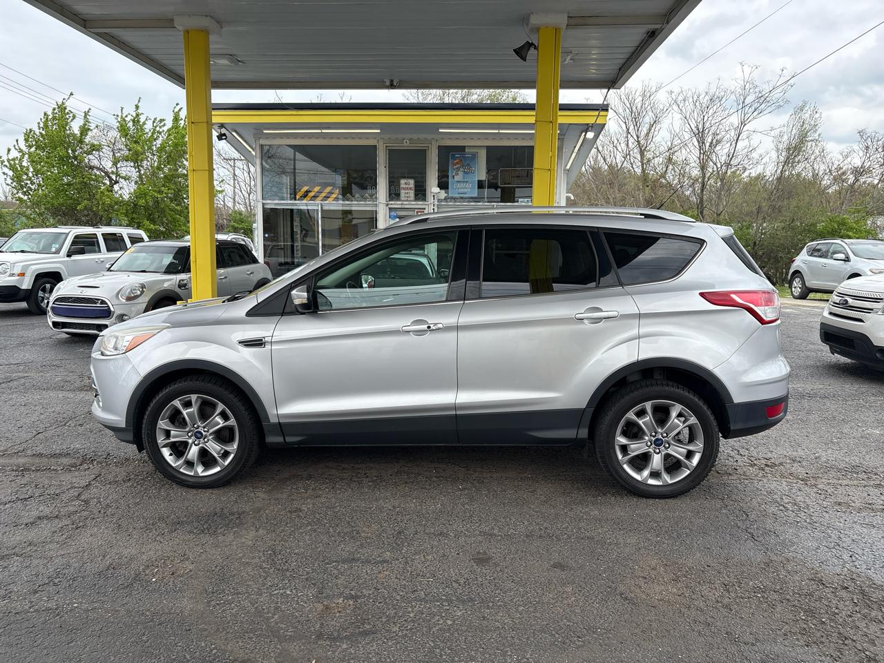 Ford Escape  2014