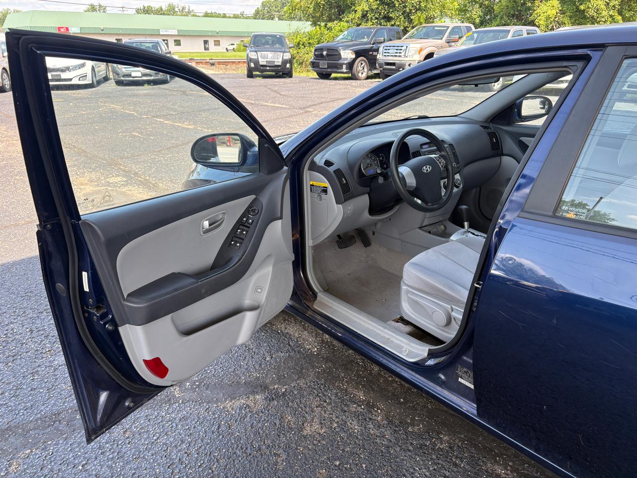 Hyundai Elantra  2007