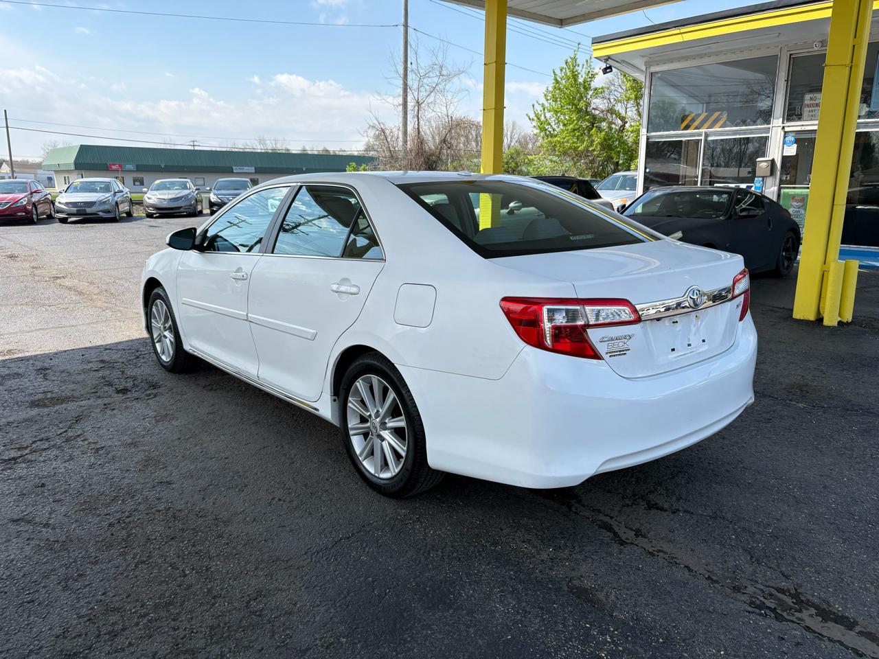 Toyota Camry  2012