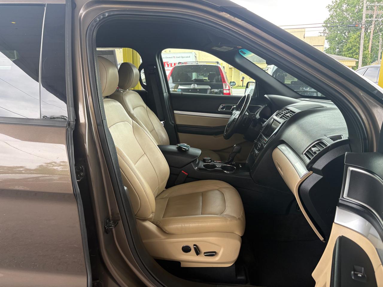 Ford Explorer  2016