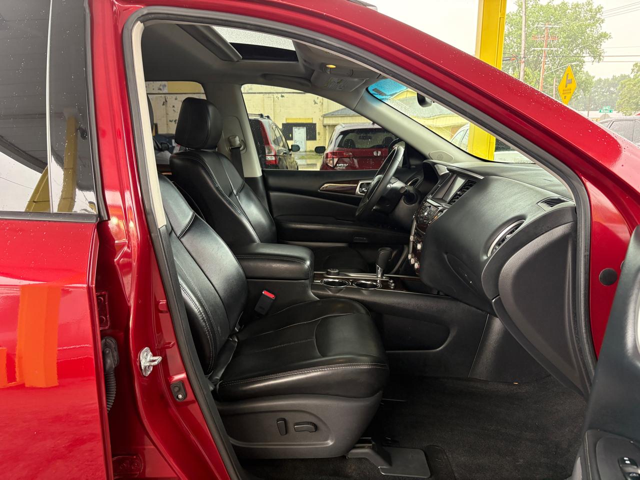 Nissan Pathfinder  2015