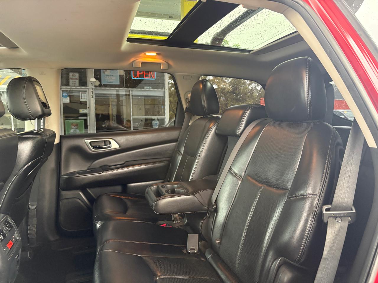 Nissan Pathfinder  2015