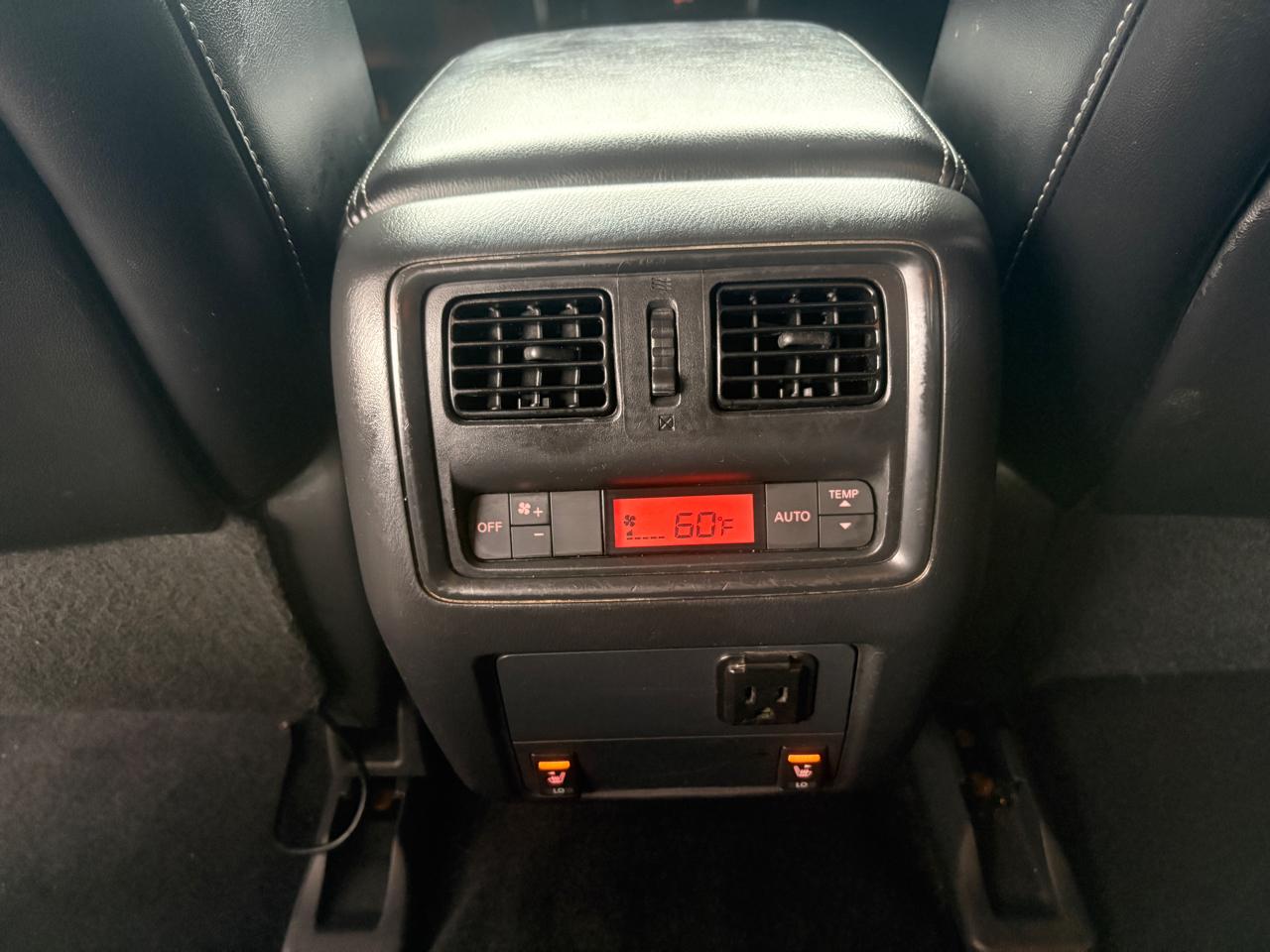 Nissan Pathfinder  2015