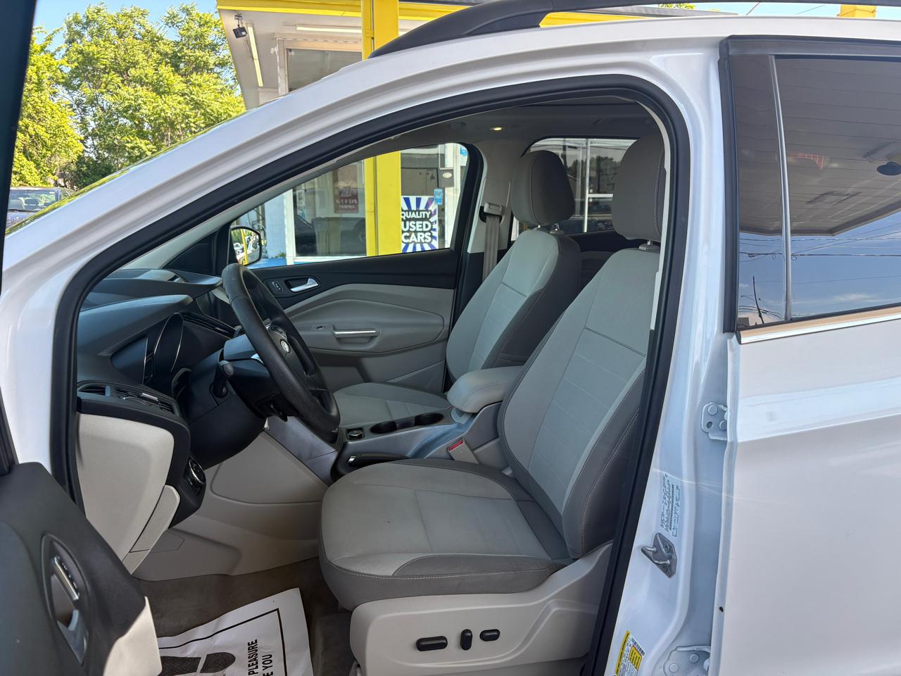 Ford Escape  2014