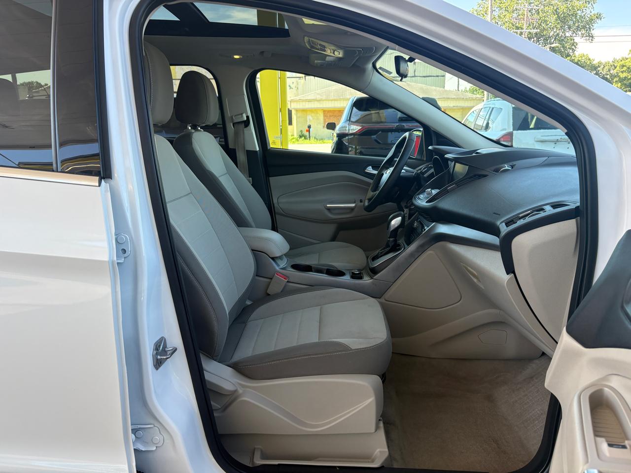 Ford Escape  2014