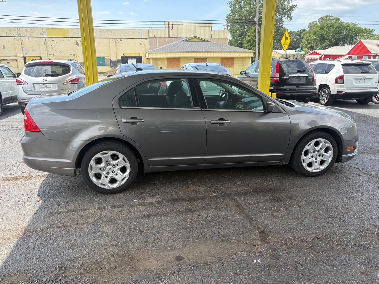 Ford Fusion  2011