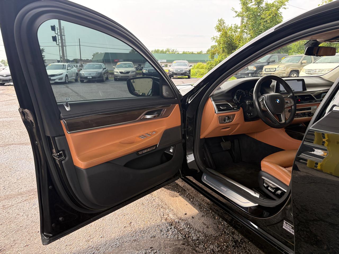 BMW 7-Series  2016