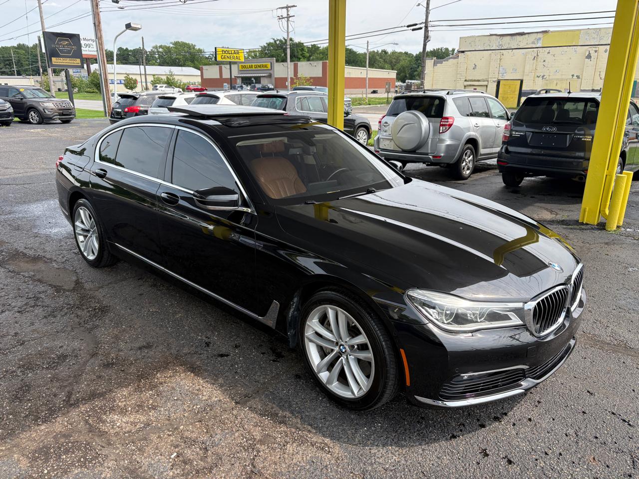BMW 7-Series  2016