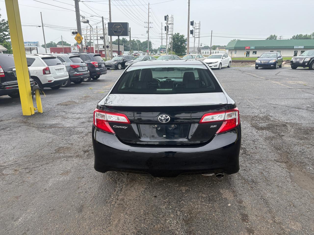 Toyota Camry  2014