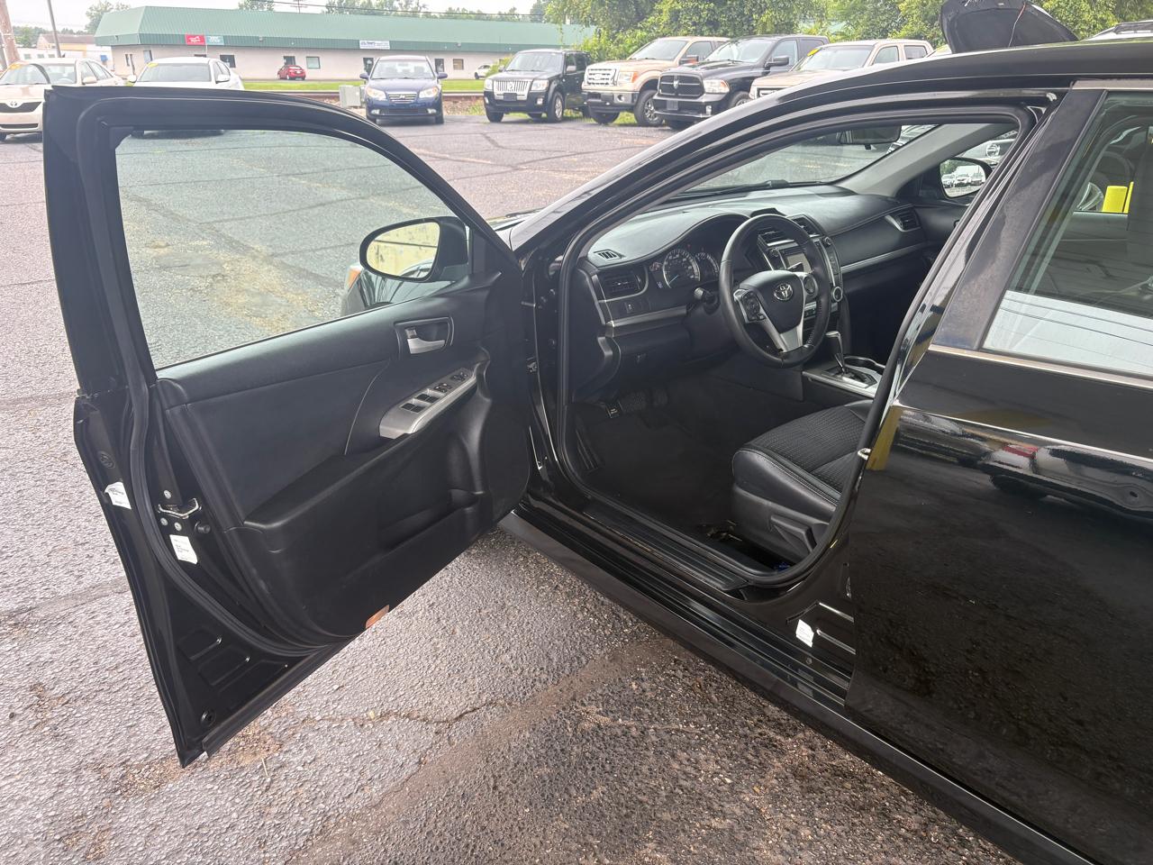 Toyota Camry  2014
