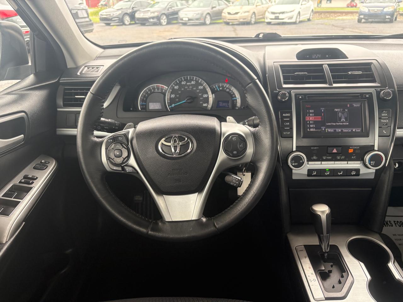 Toyota Camry  2014