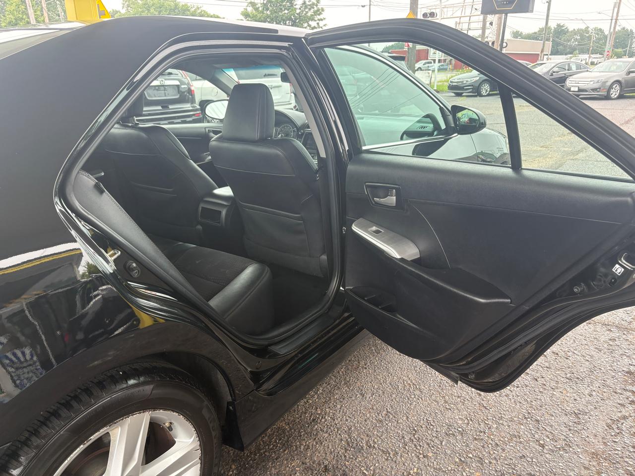 Toyota Camry  2014