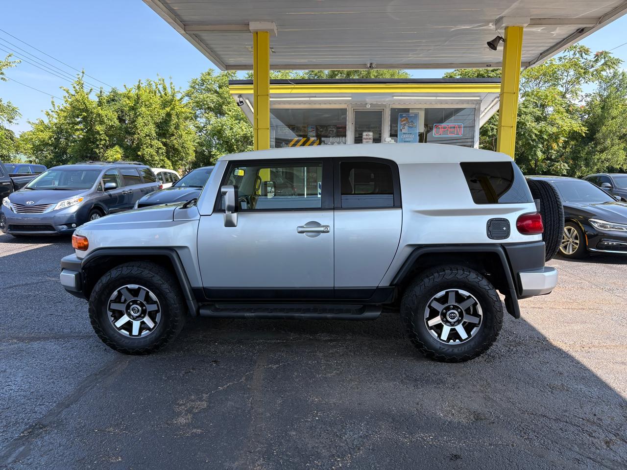 Toyota FJ Cruiser  2007
