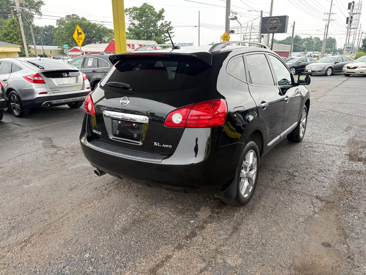 Nissan Rogue  2012