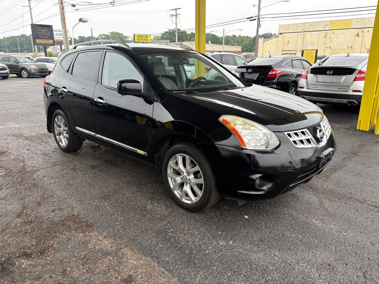 Nissan Rogue  2012