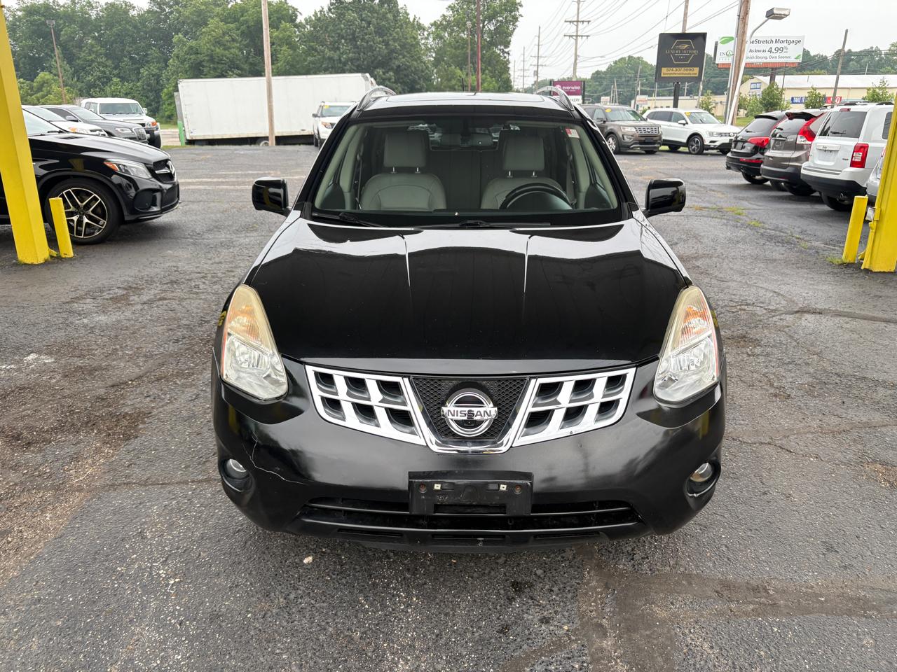 Nissan Rogue  2012