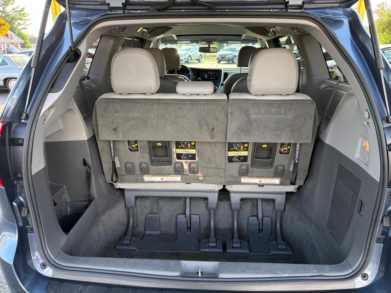Toyota Sienna  2015