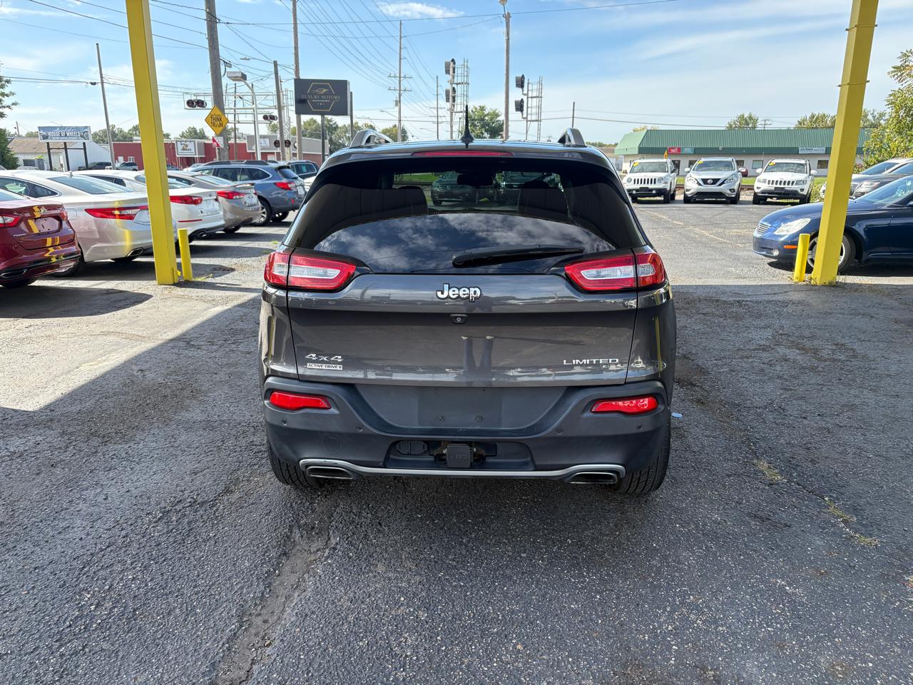 Jeep Cherokee  2015