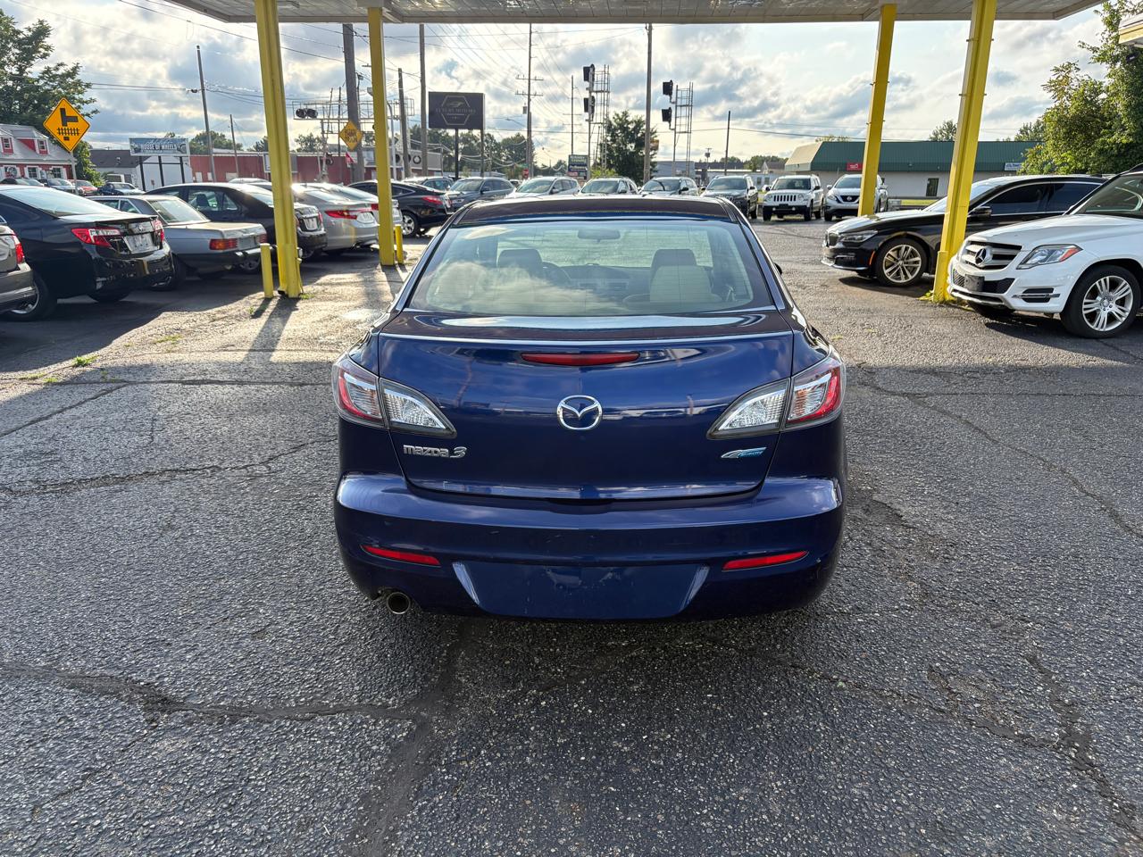 Mazda MAZDA3  2012