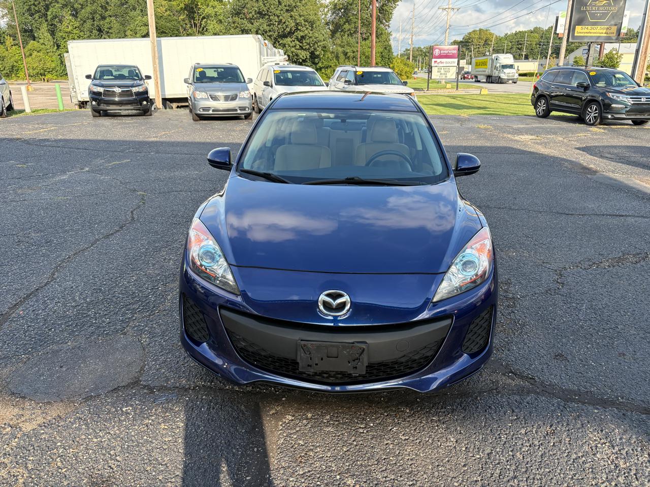 Mazda MAZDA3  2012