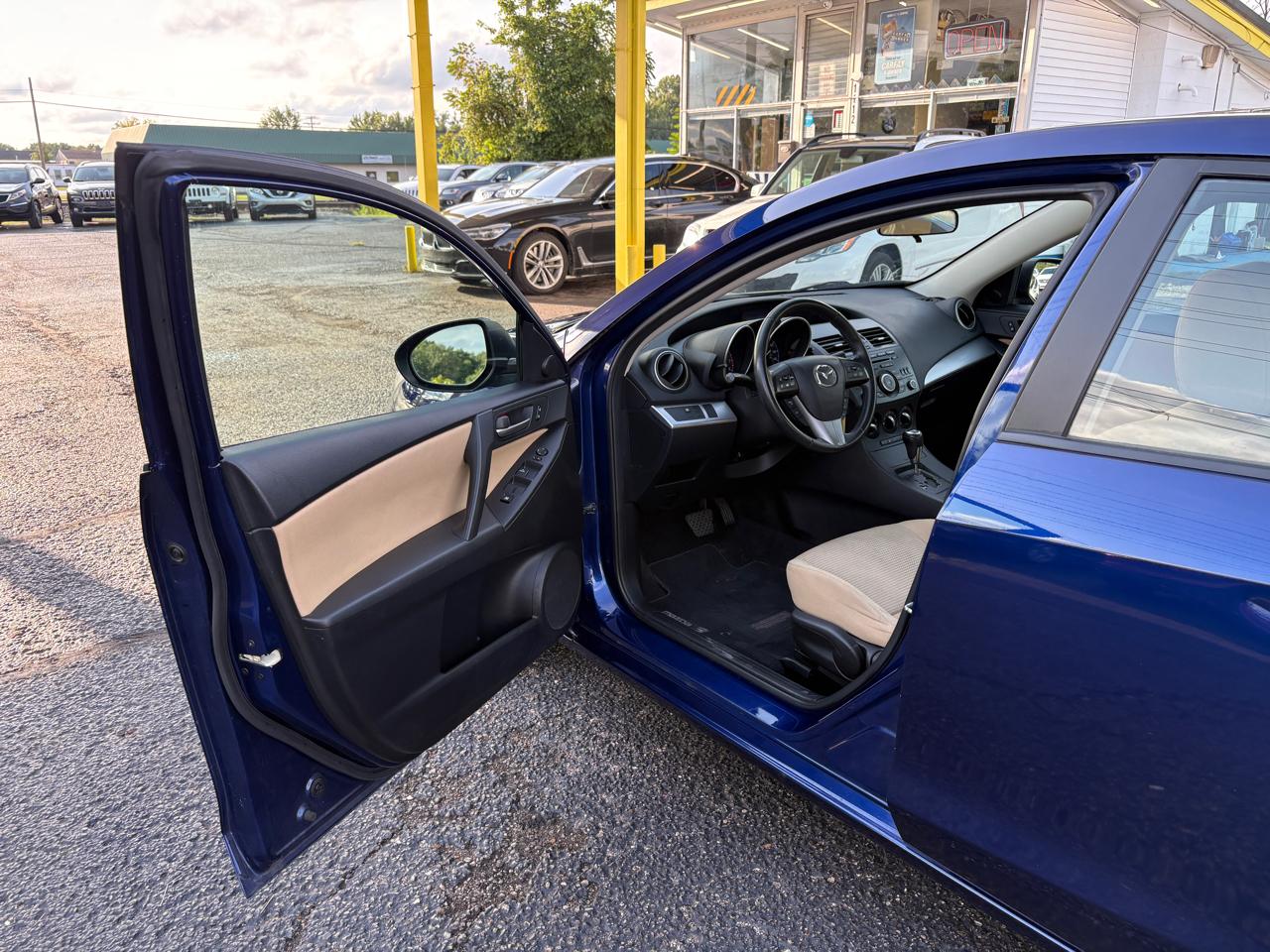 Mazda MAZDA3  2012