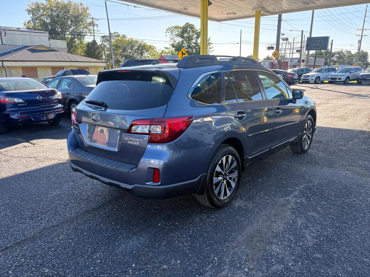 Subaru Outback  2015