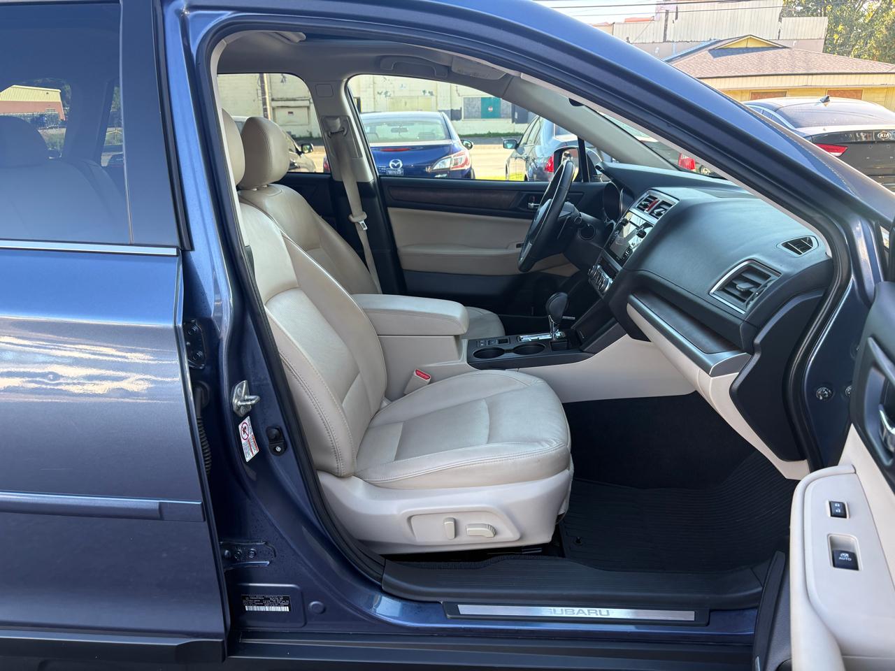 Subaru Outback  2015