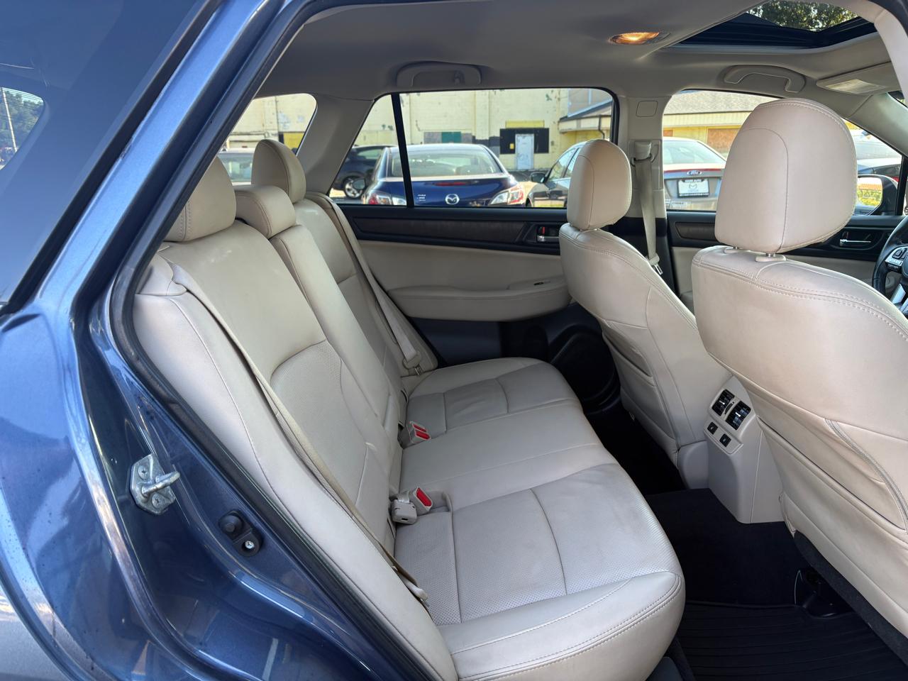 Subaru Outback  2015