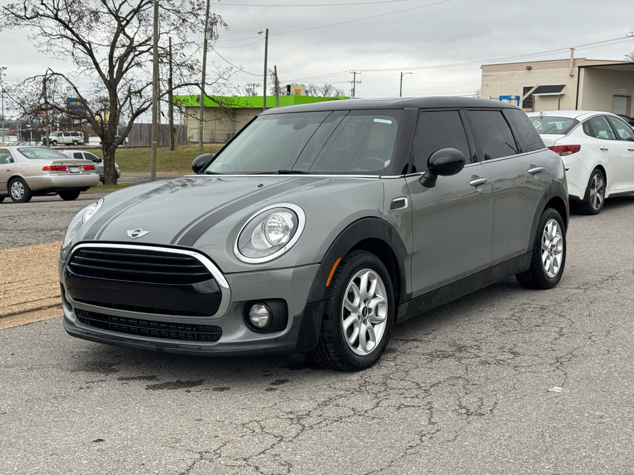 2016 MINI Clubman Base