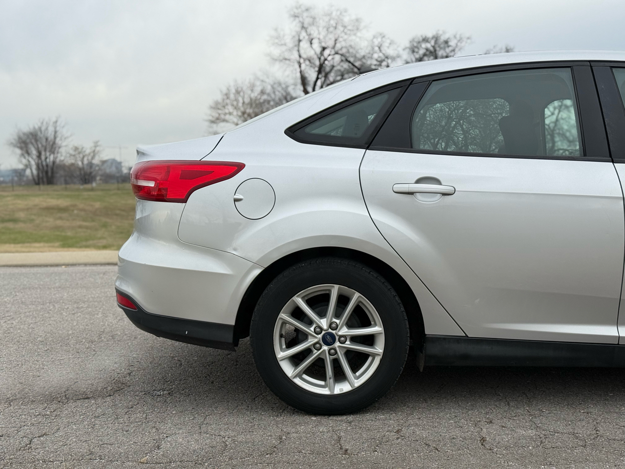 Ford Focus SE Sedan 2016
