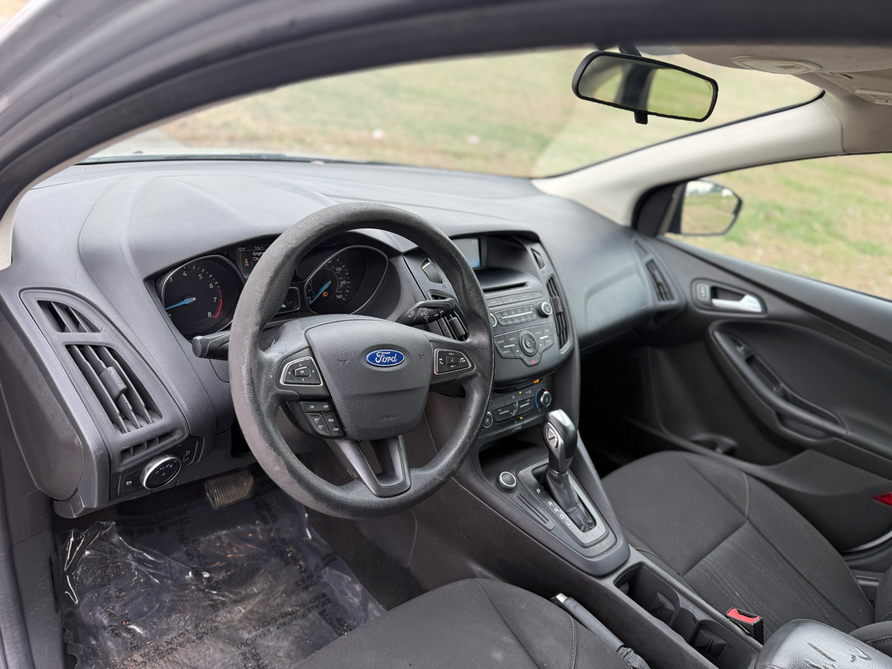 Ford Focus SE Sedan 2016