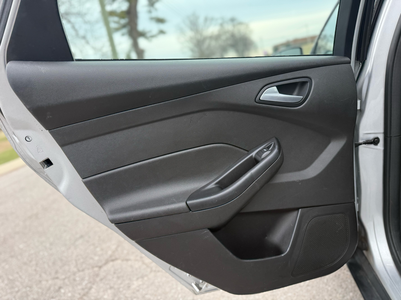 Ford Focus SE Sedan 2016