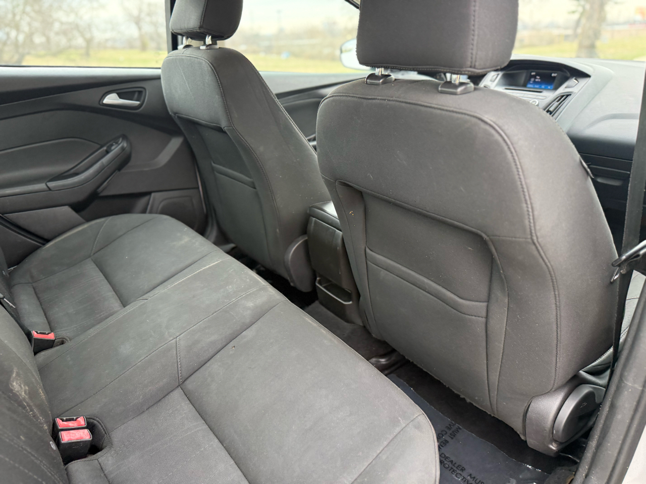 Ford Focus SE Sedan 2016